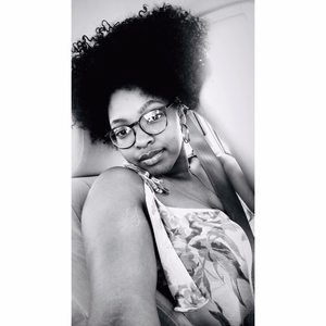 Meet your Posher, Janel